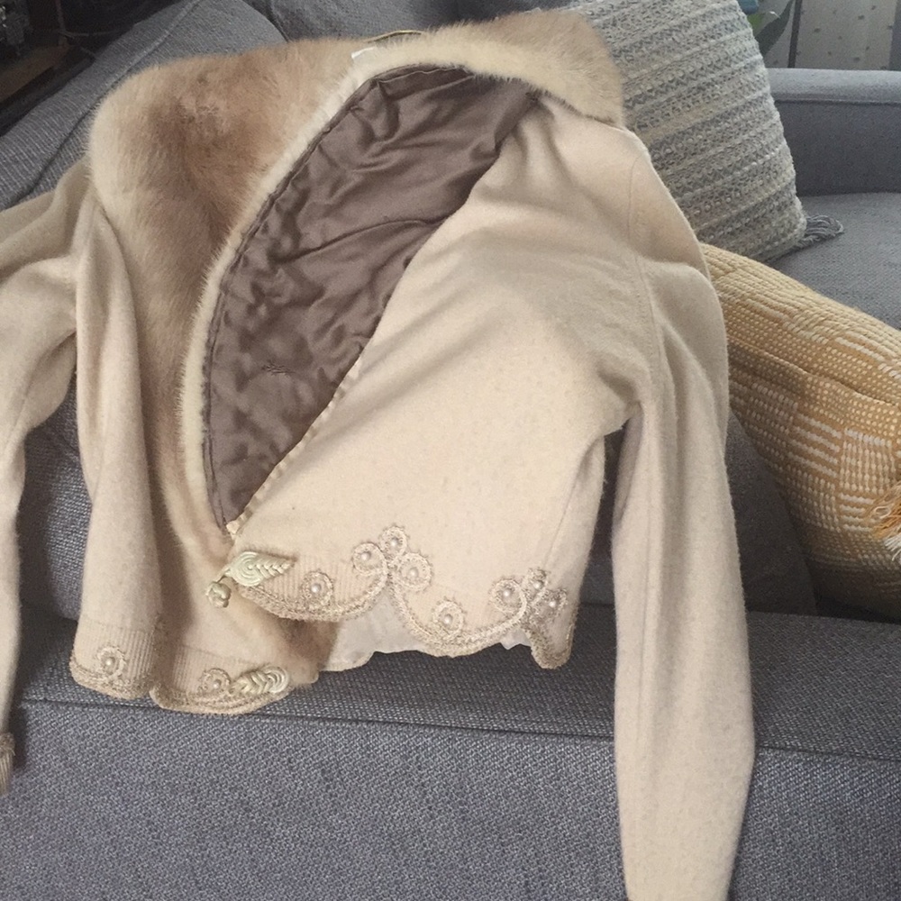 Sweater - Picture 3 of 3